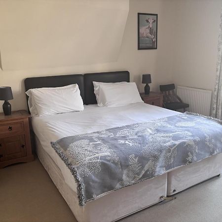 The Sheldon B&B - Free Private Parking Истборн Екстериор снимка