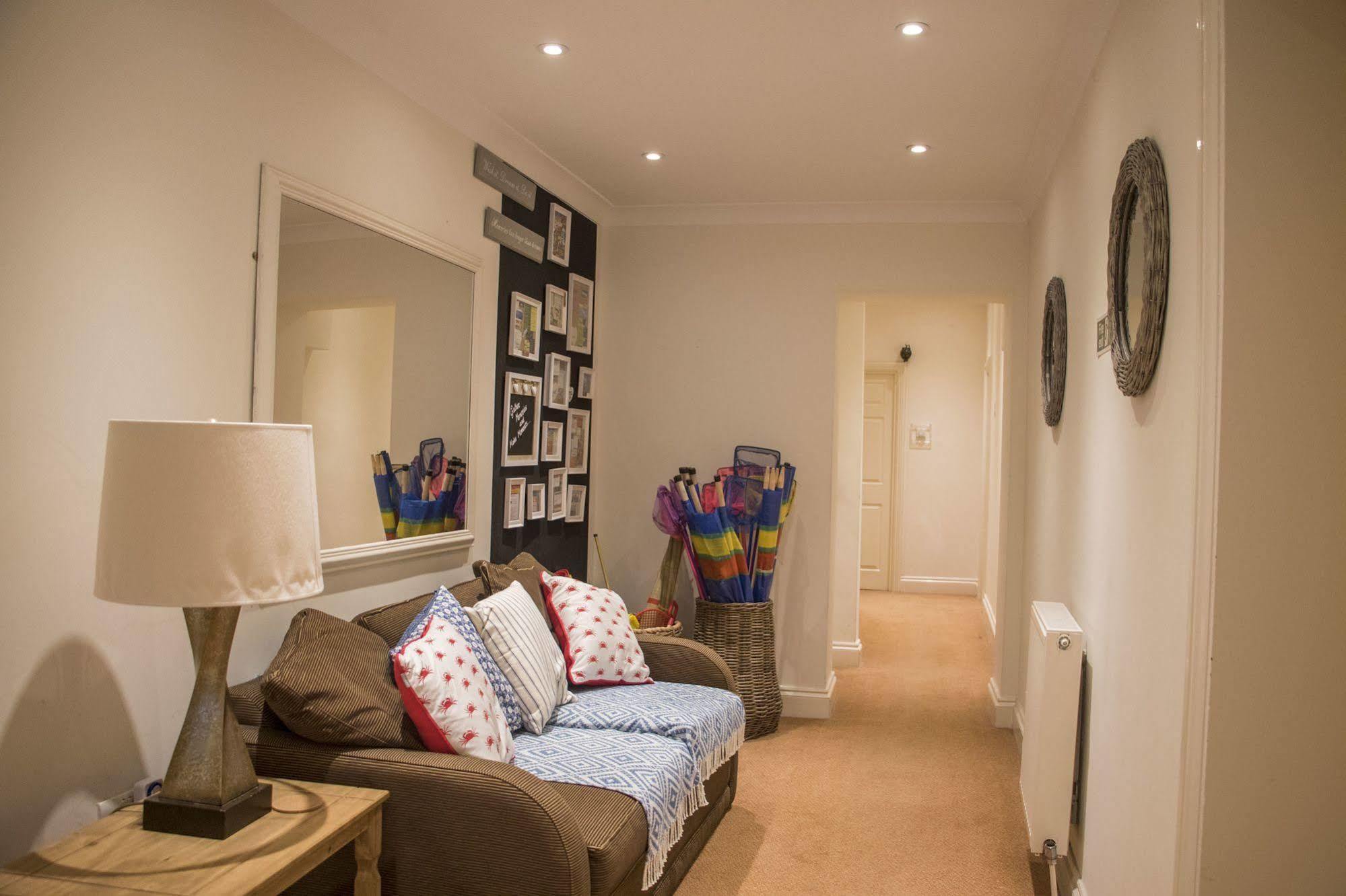 The Sheldon B&B - Free Private Parking Истборн Екстериор снимка